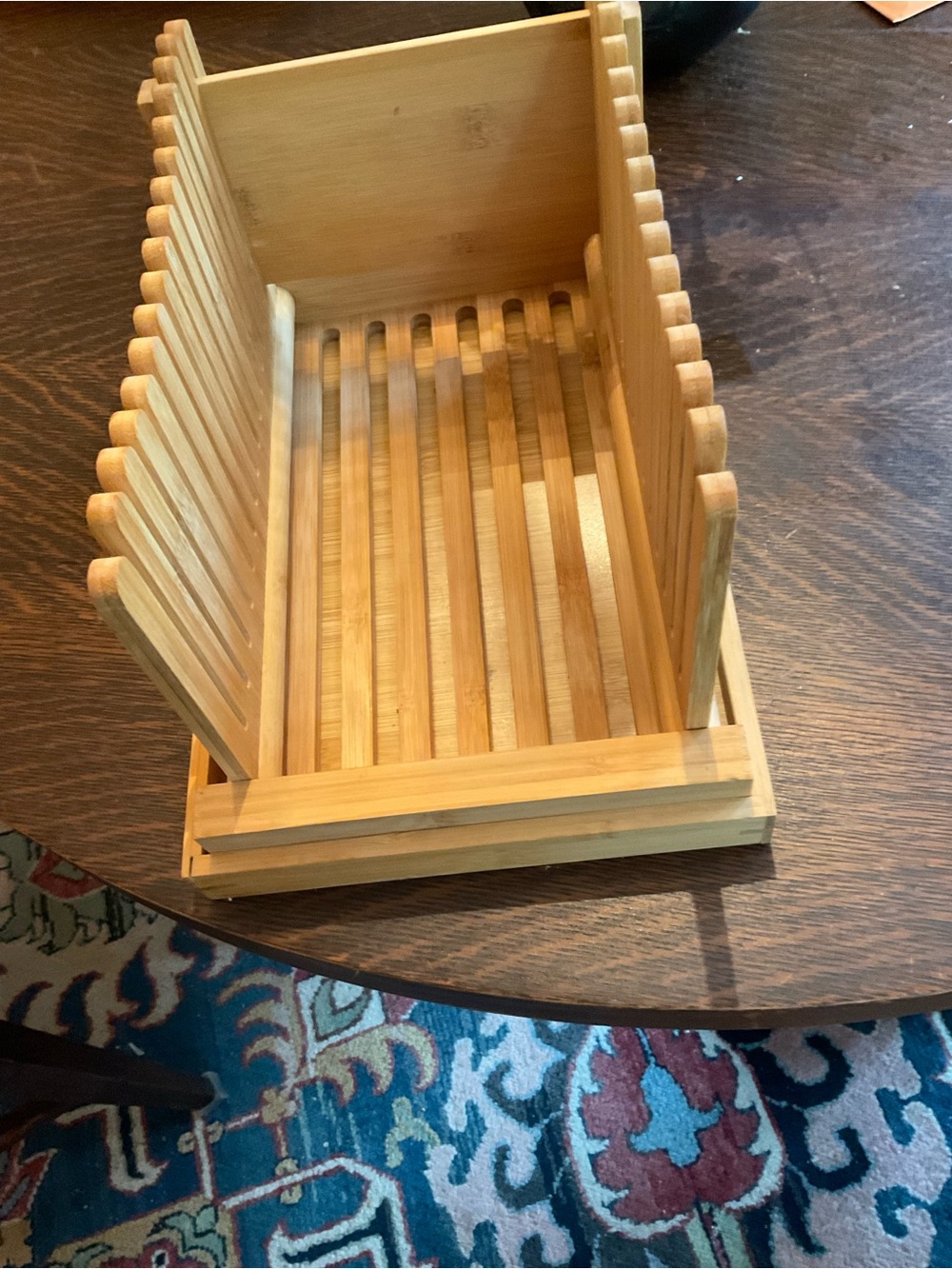 Bamboo bread slicing guide